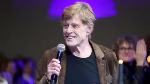 Robert Redford: The Mesmerizing Performer Whose Aura Illuminated Hollywood
